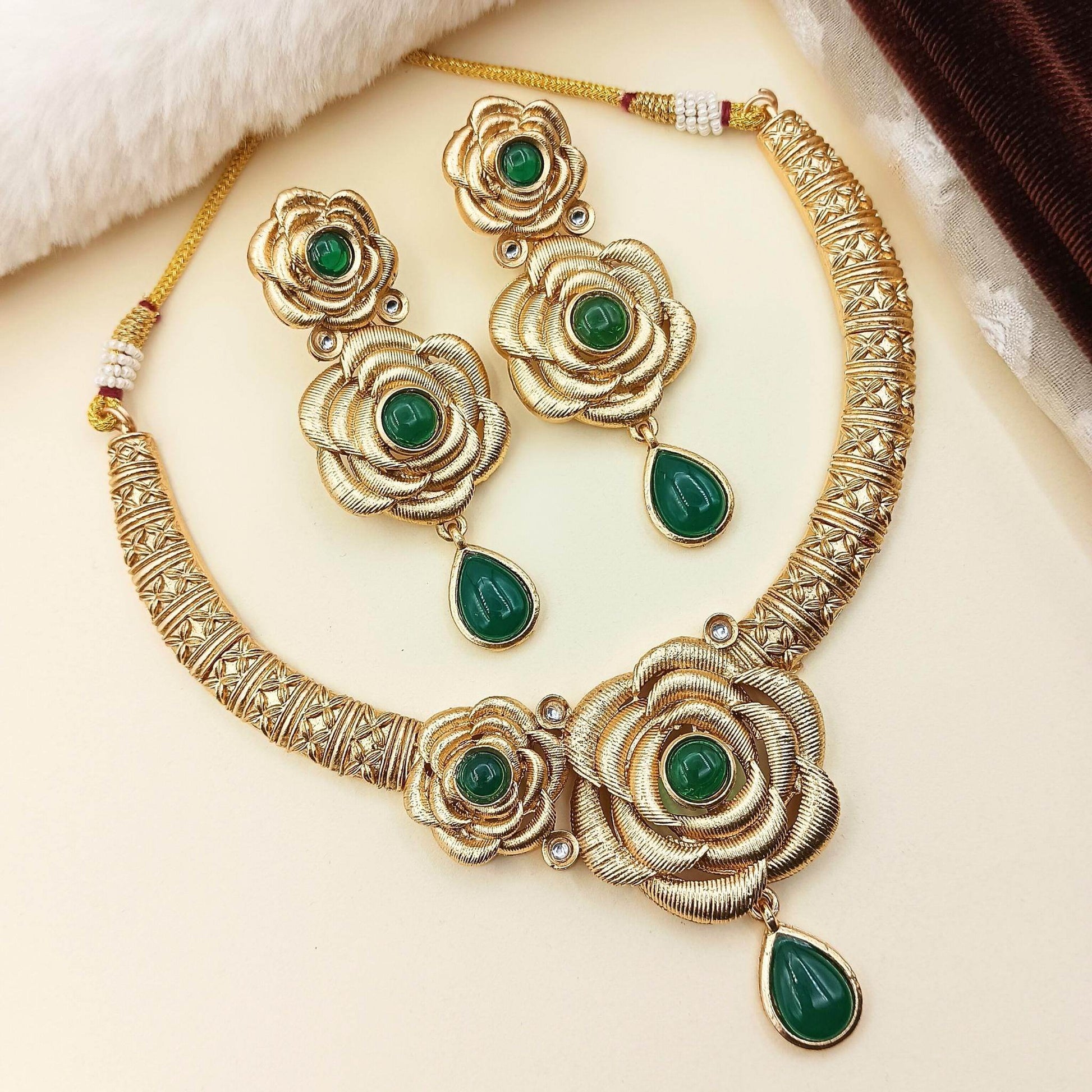 Flower Rajwadi Hasadi Necklace Set - Nandai Jewels